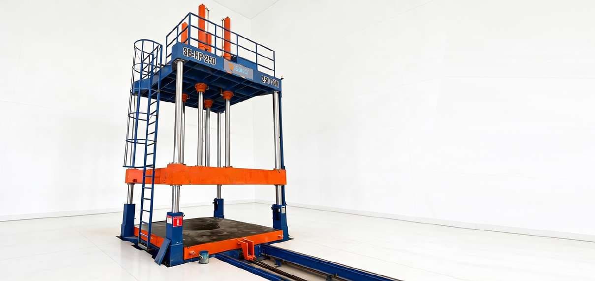 ISOLECT hydraulic transformer coil press machine